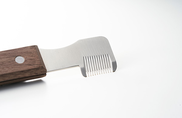 世界に誇る「燕三条」の技術が生んだ希少な国産ナイフ